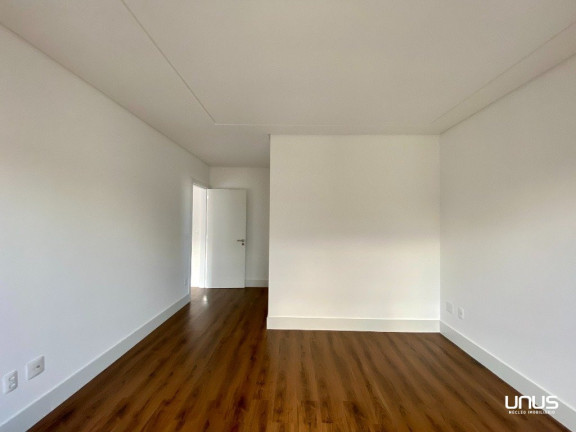 Imagem Apartamento com 3 Quartos à Venda, 129 m² em Kobrasol - São José