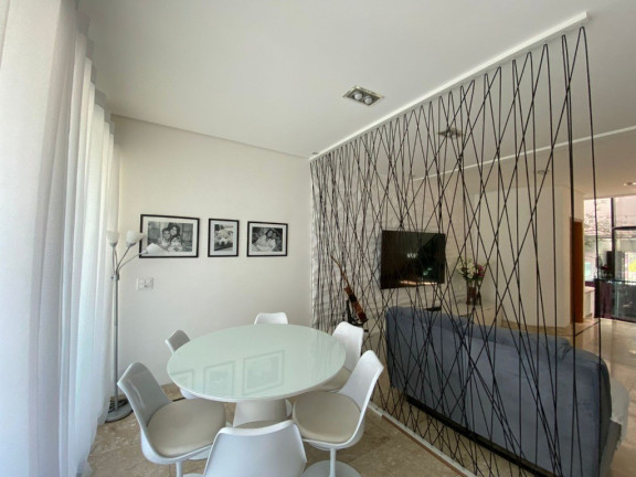 Imagem Casa com 3 Quartos à Venda, 294 m² em Vila Gilda - Santo André Imagem Casa com 3 Quartos à Venda, 294 m² em Vila Gilda - Santo André