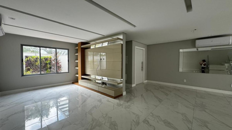 Imagem Casa de Condomínio com 3 Quartos à Venda, 300 m² em Recreio Dos Bandeirantes - Rio De Janeiro Imagem Casa de Condomínio com 3 Quartos à Venda, 300 m² em Recreio Dos Bandeirantes - Rio De Janeiro