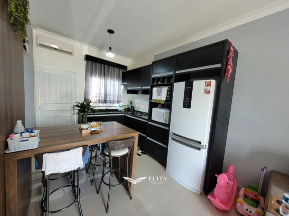 Imagem Casa com 2 Quartos à Venda, 60 m² em Itajuba - Barra Velha Imagem Casa com 2 Quartos à Venda, 60 m² em Itajuba - Barra Velha