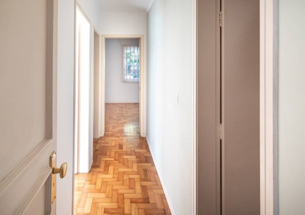 Imagem Apartamento com 3 Quartos à Venda, 98 m² em Moinhos De Vento - Porto Alegre Imagem Apartamento com 3 Quartos à Venda, 98 m² em Moinhos De Vento - Porto Alegre