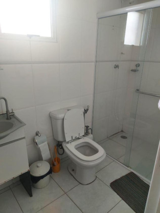 Imagem Imóvel com 3 Quartos à Venda, 262 m² Imagem Imóvel com 3 Quartos à Venda, 262 m²