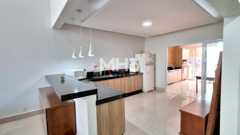 Imagem Casa de Condomínio com 3 Quartos à Venda, 170 m² em Residencial Portal Do Lago - Sumaré Imagem Casa de Condomínio com 3 Quartos à Venda, 170 m² em Residencial Portal Do Lago - Sumaré