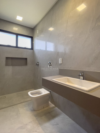 Imagem Casa com 4 Quartos à Venda, 295 m² em Residencial Goiânia Golfe Clube - Goiânia Imagem Casa com 4 Quartos à Venda, 295 m² em Residencial Goiânia Golfe Clube - Goiânia