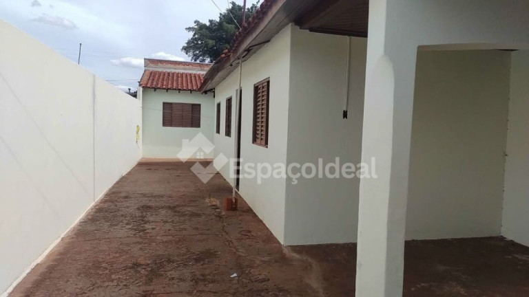 Imagem Casa com 3 Quartos à Venda, 150 m² em Núcleo Habitacional Jardim Bocayuva - Macatuba Imagem Casa com 3 Quartos à Venda, 150 m² em Núcleo Habitacional Jardim Bocayuva - Macatuba