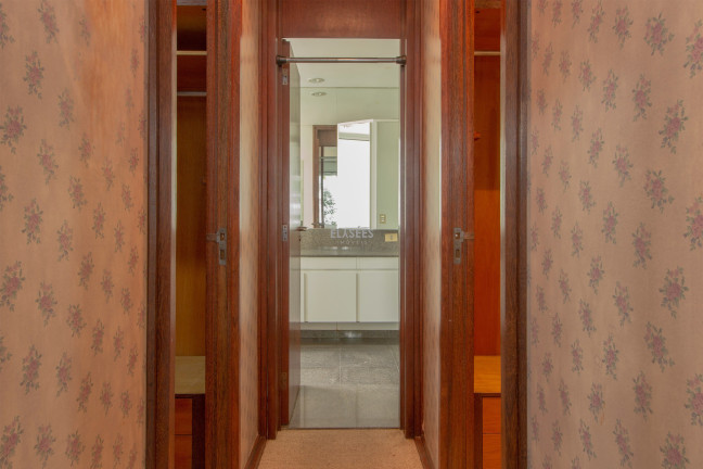 Imagem Apartamento com 3 Quartos à Venda, 210 m² em Itaim Bibi - São Paulo Imagem Apartamento com 3 Quartos à Venda, 210 m² em Itaim Bibi - São Paulo