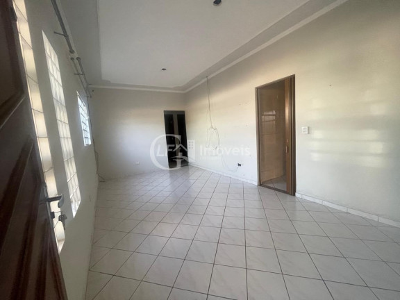 Imagem Casa com 3 Quartos à Venda, 180 m² em Tiradentes - Campo Grande Imagem Casa com 3 Quartos à Venda, 180 m² em Tiradentes - Campo Grande