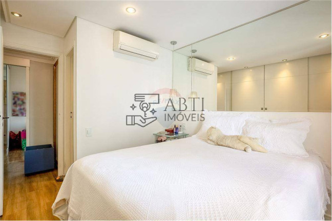 Imagem Apartamento com 3 Quartos à Venda, 100 m² em Moema - São Paulo Imagem Apartamento com 3 Quartos à Venda, 100 m² em Moema - São Paulo