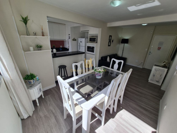 Imagem Apartamento com 3 Quartos à Venda, 90 m² em Centro - Balneário Camboriú Imagem Apartamento com 3 Quartos à Venda, 90 m² em Centro - Balneário Camboriú