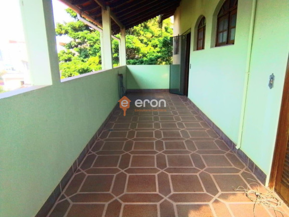 Imagem Casa com 4 Quartos à Venda, 580 m²