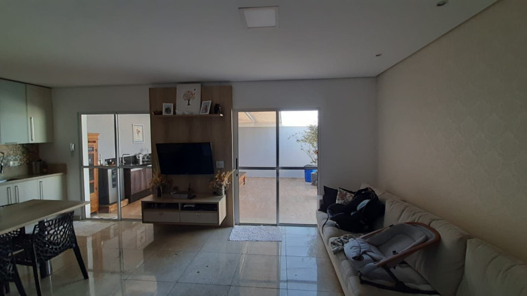 Imagem Casa com 2 Quartos à Venda, 110 m² em Vila Cecília - Mogi Das Cruzes Imagem Casa com 2 Quartos à Venda, 110 m² em Vila Cecília - Mogi Das Cruzes