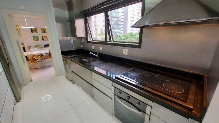 Imagem Apartamento com 4 Quartos à Venda, 246 m² em Itaim Bibi - São Paulo Imagem Apartamento com 4 Quartos à Venda, 246 m² em Itaim Bibi - São Paulo