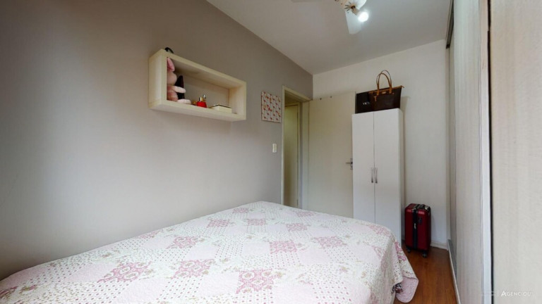 Imagem Imóvel com 1 Quarto à Venda, 35 m² em Petrópolis - Porto Alegre Imagem Imóvel com 1 Quarto à Venda, 35 m² em Petrópolis - Porto Alegre