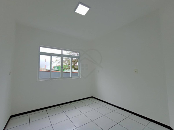Imagem Casa com 3 Quartos à Venda, 375 m² Imagem Casa com 3 Quartos à Venda, 375 m²
