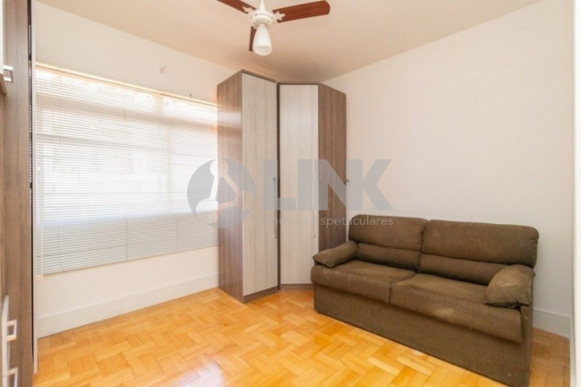 Imagem Apartamento com 3 Quartos à Venda, 80 m² em Menino Deus - Porto Alegre Imagem Apartamento com 3 Quartos à Venda, 80 m² em Menino Deus - Porto Alegre