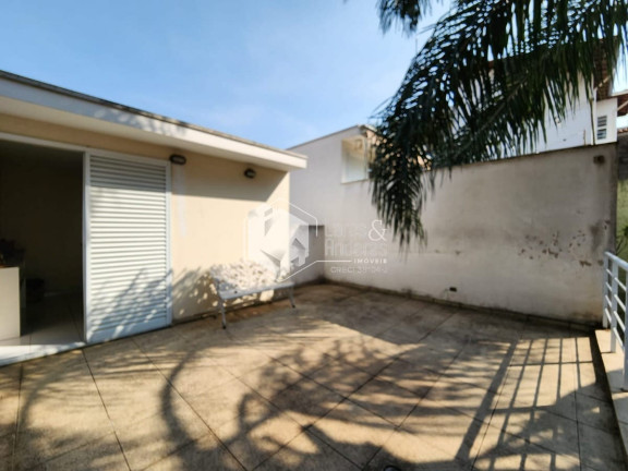 Imagem Casa com 2 Quartos à Venda, 142.710 m² em Vila Ipojuca - São Paulo