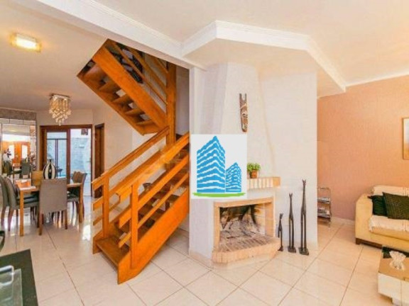 Imagem Sobrado com 4 Quartos à Venda, 255 m² em Jardim Itu - Porto Alegre