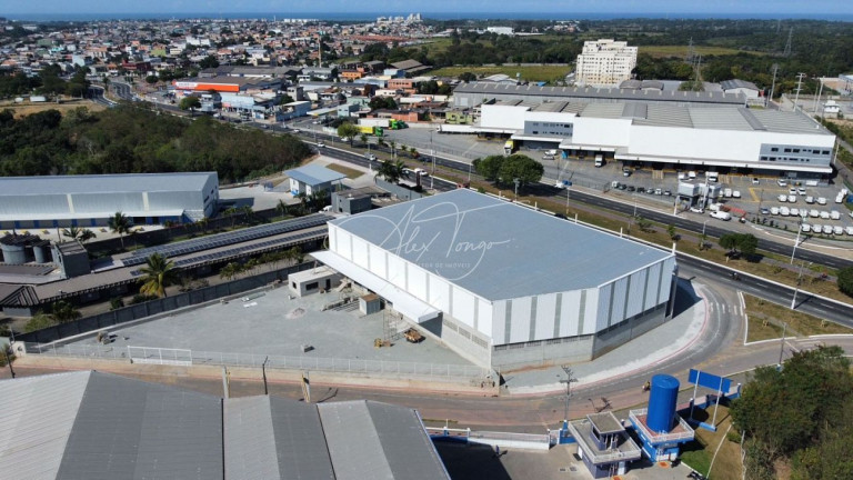 Imóvel Comercial à Venda ou Locação, 1.900 m² em Civit Ii - Serra