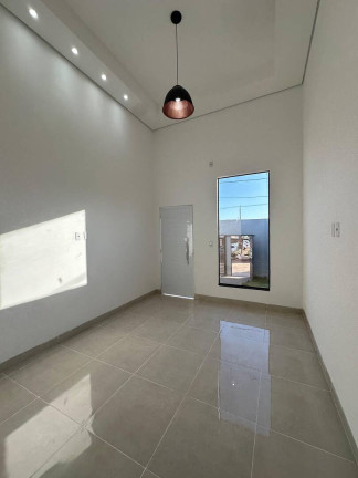 Imagem Casa com 3 Quartos à Venda, 180 m² em Santa Cruz - Cuiabá Imagem Casa com 3 Quartos à Venda, 180 m² em Santa Cruz - Cuiabá
