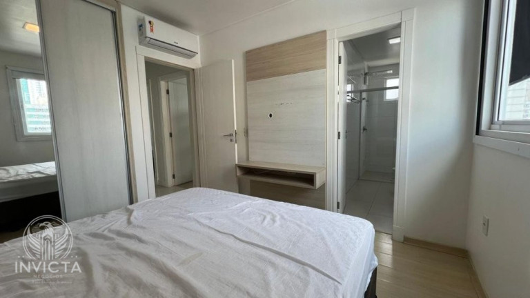 Imagem Apartamento com 3 Quartos à Venda, 110 m² em Centro - Balneário Camboriú Imagem Apartamento com 3 Quartos à Venda, 110 m² em Centro - Balneário Camboriú