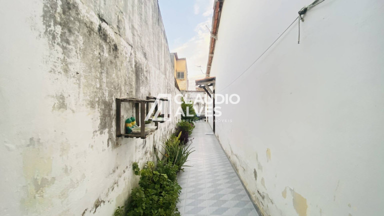 Imagem Casa com 3 Quartos à Venda, 200 m² em Conjunto Feira Vi - Feira De Santana Imagem Casa com 3 Quartos à Venda, 200 m² em Conjunto Feira Vi - Feira De Santana