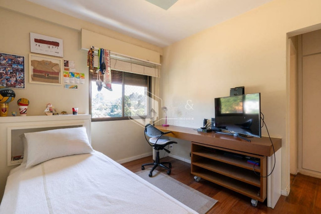 Imagem Apartamento com 3 Quartos à Venda, 232 m² em Vila Morumbi - São Paulo Imagem Apartamento com 3 Quartos à Venda, 232 m² em Vila Morumbi - São Paulo