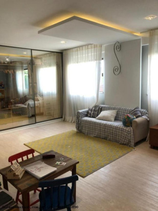 Imagem Casa com 4 Quartos à Venda, 250 m² em Recreio Ipitanga - Lauro De Freitas Imagem Casa com 4 Quartos à Venda, 250 m² em Recreio Ipitanga - Lauro De Freitas