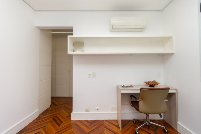 Imagem Imóvel com 2 Quartos à Venda, 126 m² em Moema - São Paulo Imagem Imóvel com 2 Quartos à Venda, 126 m² em Moema - São Paulo