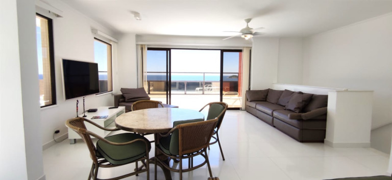 Imagem Imóvel com 4 Quartos à Venda, 331 m² em Riviera - Bertioga Imagem Imóvel com 4 Quartos à Venda, 331 m² em Riviera - Bertioga
