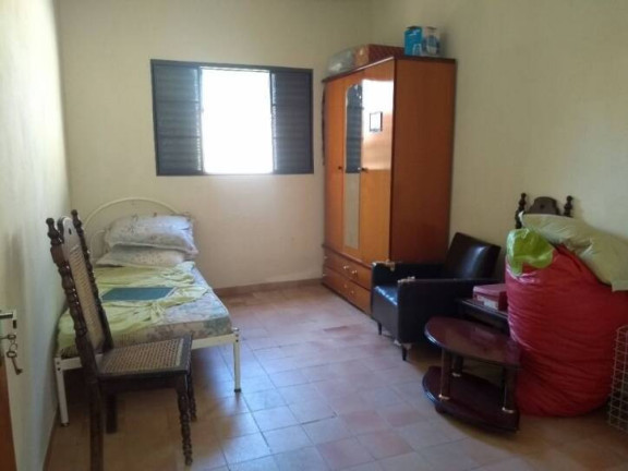 Imagem Casa com 3 Quartos à Venda, 200 m² em Vila São José - Taubaté