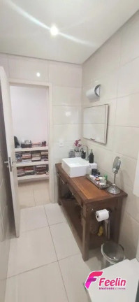 Imagem Apartamento com 2 Quartos à Venda, 60 m² em Agronômica - Florianópolis Imagem Apartamento com 2 Quartos à Venda, 60 m² em Agronômica - Florianópolis