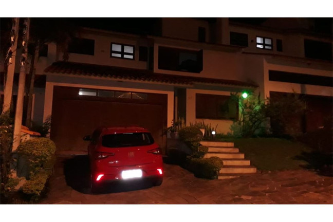 Imagem Casa de Condomínio com 4 Quartos à Venda, 195 m² em Teresópolis - Porto Alegre Imagem Casa de Condomínio com 4 Quartos à Venda, 195 m² em Teresópolis - Porto Alegre