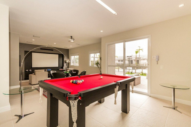 Imagem Imóvel com 2 Quartos à Venda, 51 m² em Humaitá - Porto Alegre Imagem Imóvel com 2 Quartos à Venda, 51 m² em Humaitá - Porto Alegre