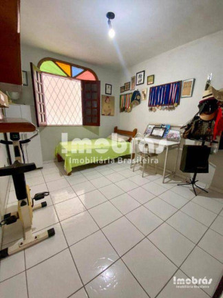 Imagem Casa com 3 Quartos à Venda, 230 m² em Cidade Dos Funcionários - Fortaleza Imagem Casa com 3 Quartos à Venda, 230 m² em Cidade Dos Funcionários - Fortaleza
