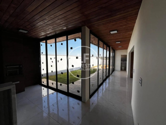 Imagem Casa de Condomínio com 3 Quartos à Venda, 231 m² em Condomínio Copacabana - Abadia De Goiás