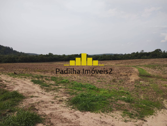 Imagem Chácara à Venda, 8 m² em Sorocaba Imagem Chácara à Venda, 8 m² em Sorocaba