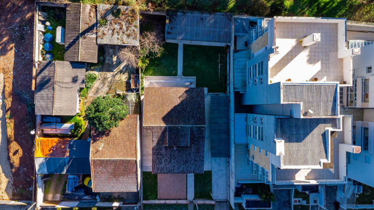 Imagem Terreno à Venda, 1.294 m² em Mossunguê - Curitiba Imagem Terreno à Venda, 1.294 m² em Mossunguê - Curitiba