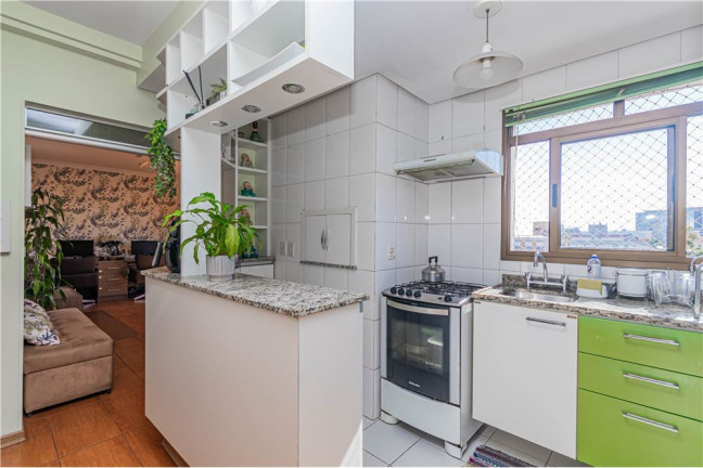 Imagem Imóvel com 2 Quartos à Venda, 73 m² em Menino Deus - Porto Alegre Imagem Imóvel com 2 Quartos à Venda, 73 m² em Menino Deus - Porto Alegre