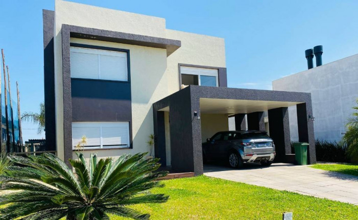 Casa de Condomínio com 4 Quartos à Venda, 180 m² em Zona Nova - Capão Da Canoa