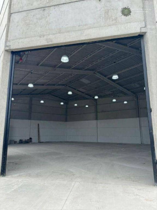 Imagem Galpão para Alugar, 350 m² em Cidade Das Crianças - Praia Grande Imagem Galpão para Alugar, 350 m² em Cidade Das Crianças - Praia Grande