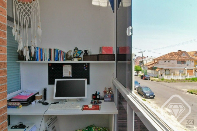 Imagem Casa com 2 Quartos à Venda, em Hípica - Porto Alegre Imagem Casa com 2 Quartos à Venda, em Hípica - Porto Alegre