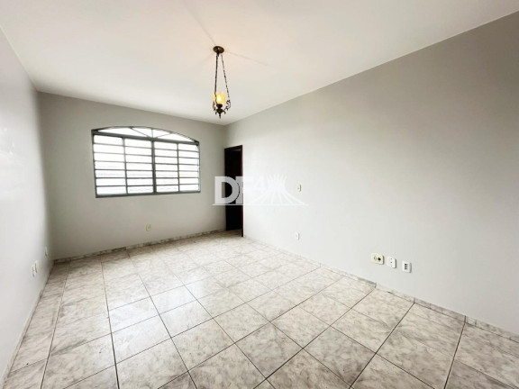 Imagem Casa com 3 Quartos para Alugar, 180 m² em Taguatinga Norte (taguatinga) - Brasília Imagem Casa com 3 Quartos para Alugar, 180 m² em Taguatinga Norte (taguatinga) - Brasília