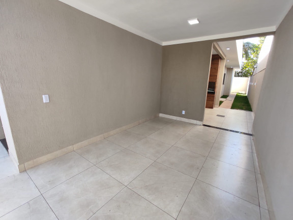Imagem Imóvel com 
            	3             Quartos à Venda, 111 m² em 
            	Jardim Maria Ines             - 
            	Aparecida De Goiania            