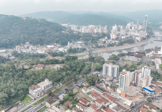 Imagem Terreno à Venda, 1.402 m² em Victor Konder - Blumenau