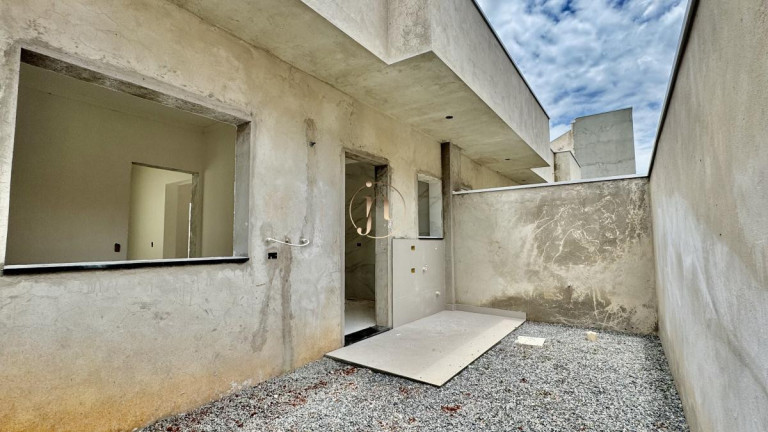 Imagem Casa de Condomínio com 2 Quartos à Venda, em Sítio Cercado - Curitiba Imagem Casa de Condomínio com 2 Quartos à Venda, em Sítio Cercado - Curitiba