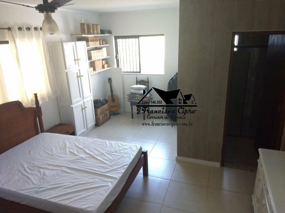 Imagem Casa com 3 Quartos à Venda, 750 m² em Condomínio Jardim Panorama - Guaratinguetá Imagem Casa com 3 Quartos à Venda, 750 m² em Condomínio Jardim Panorama - Guaratinguetá