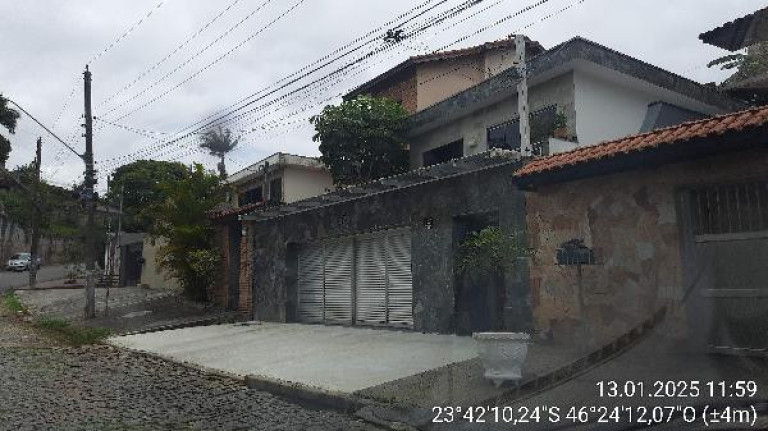 Casa com 4 Quartos à Venda, 2 m² em Colonia - Ribeirao Pires