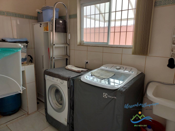 Imagem Casa com 2 Quartos à Venda, 166 m² em Jd Regina - Itanhaém Imagem Casa com 2 Quartos à Venda, 166 m² em Jd Regina - Itanhaém