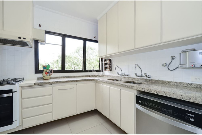 Imagem Apartamento com 4 Quartos à Venda, 221 m² em São Paulo Imagem Apartamento com 4 Quartos à Venda, 221 m² em São Paulo