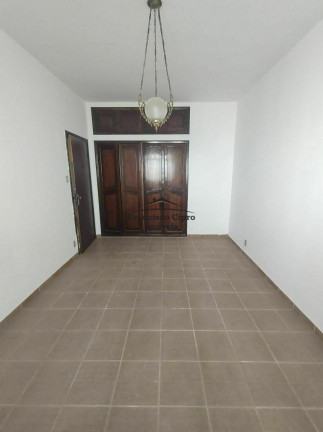 Imagem Casa com 3 Quartos à Venda, 210 m² em Vila Comendador Rodrigues Alves (pedregulho) - Guaratinguetá Imagem Casa com 3 Quartos à Venda, 210 m² em Vila Comendador Rodrigues Alves (pedregulho) - Guaratinguetá
